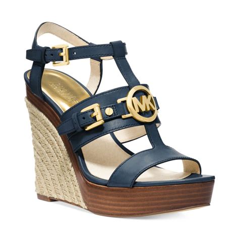 michael kors sandals uae